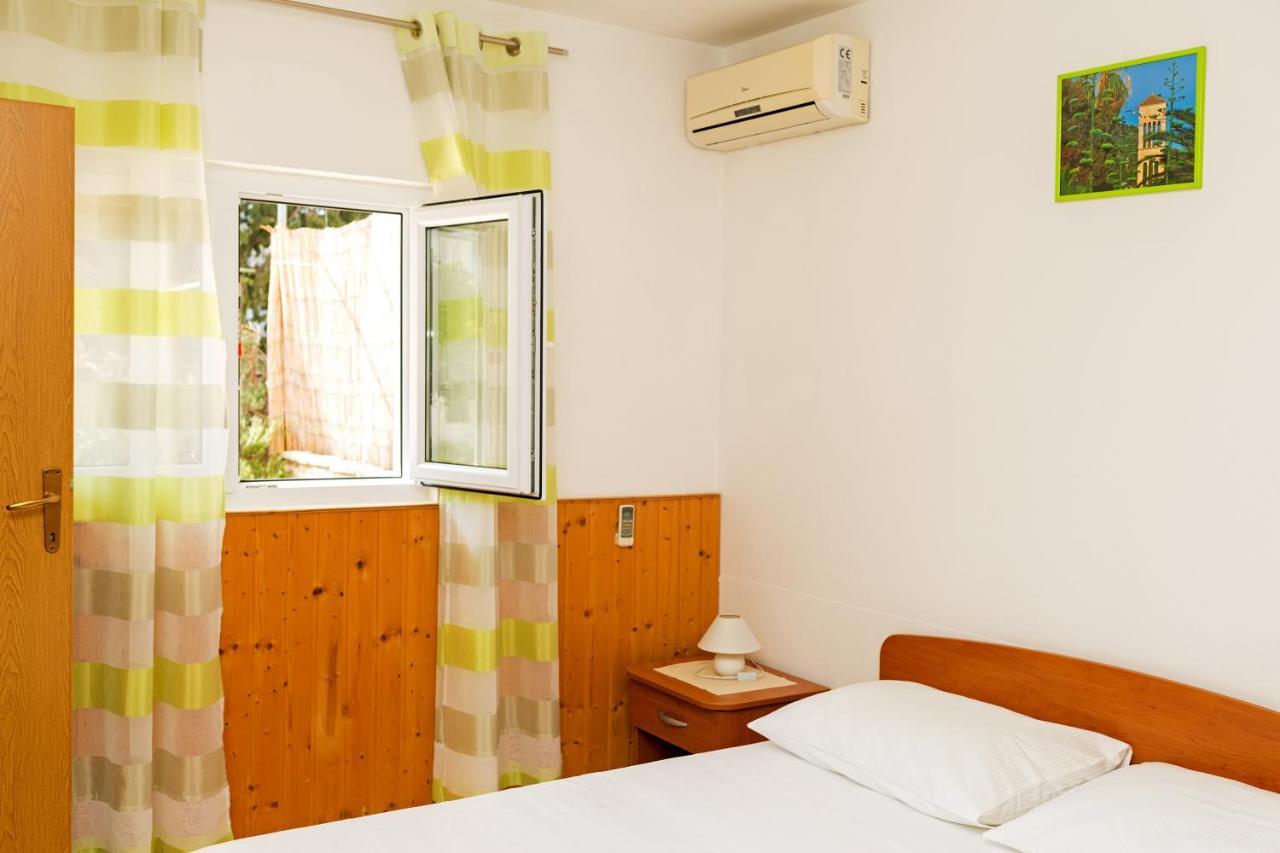 هفار Apartments Julija المظهر الخارجي الصورة