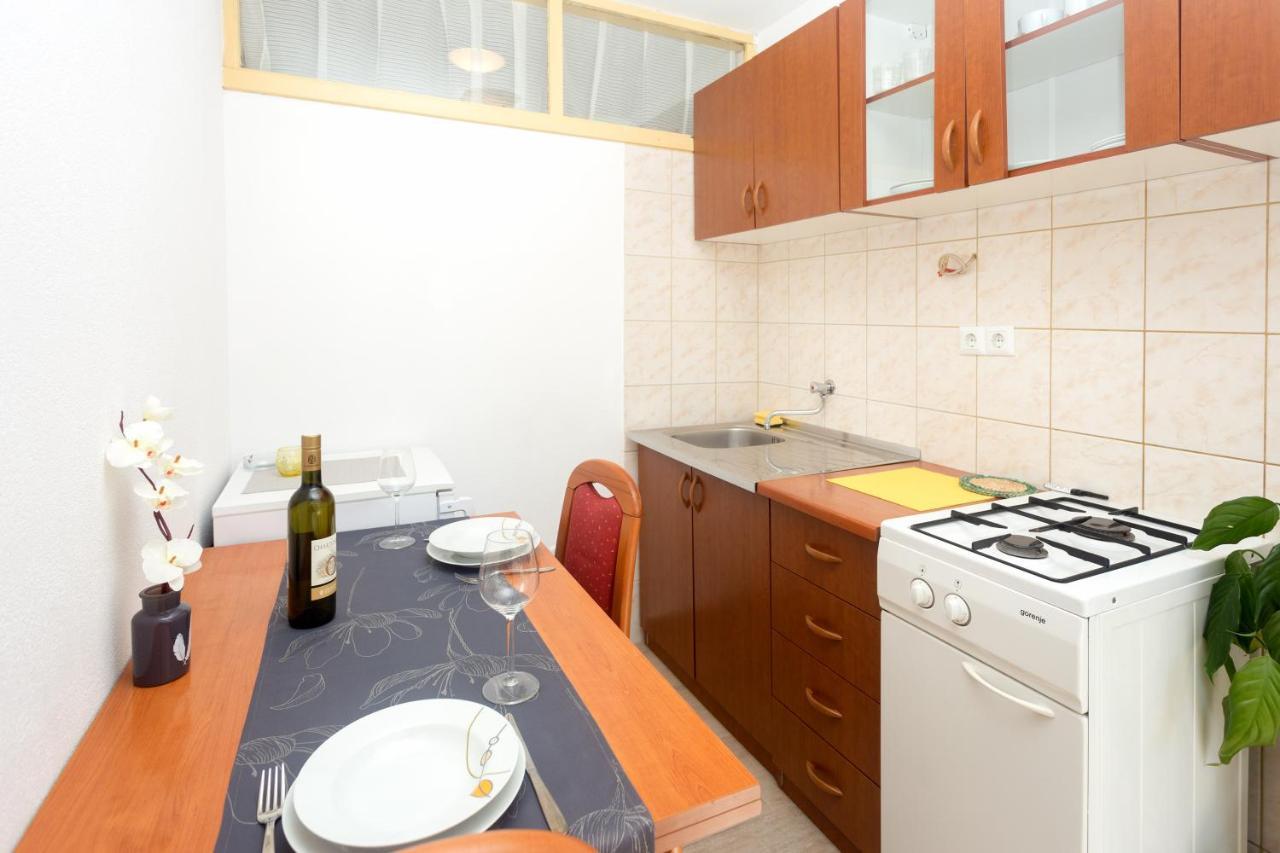 هفار Apartments Julija المظهر الخارجي الصورة