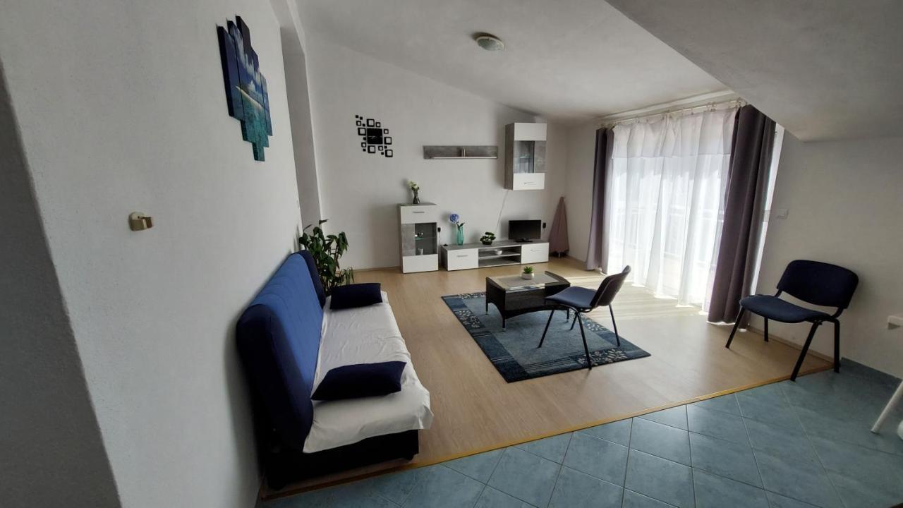 هفار Apartments Julija المظهر الخارجي الصورة