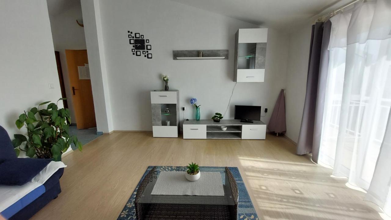 هفار Apartments Julija المظهر الخارجي الصورة
