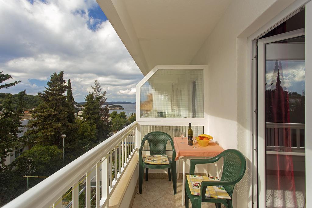 هفار Apartments Julija المظهر الخارجي الصورة